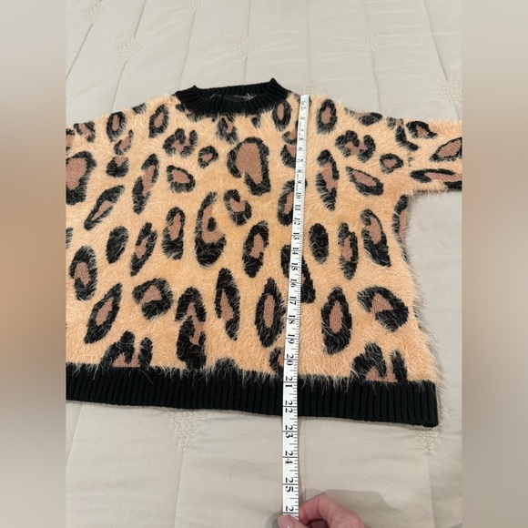 MinkPink fuzzy leopard print sweater, medium. So cozy and warm!​ - Picture 5 of 5